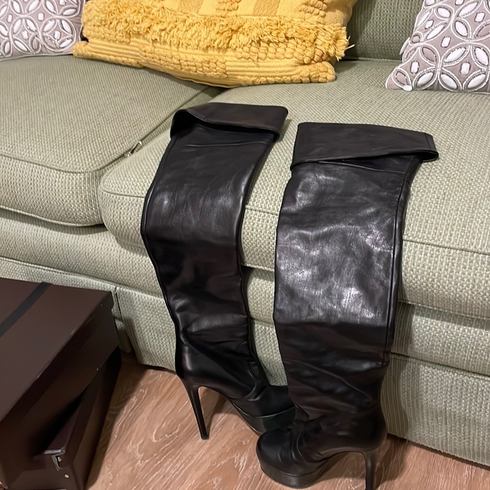 Long boots, good condition with platform very comfortable